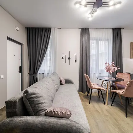 Demar Lilac * Lviv