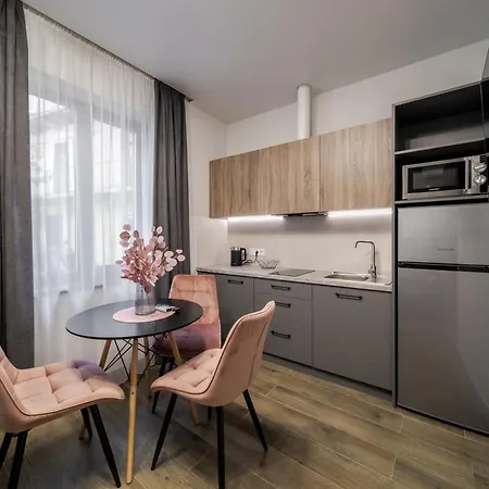 Apartment Demar Lilac Lemberg