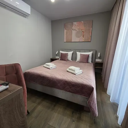 Apartment Demar Lilac Lemberg