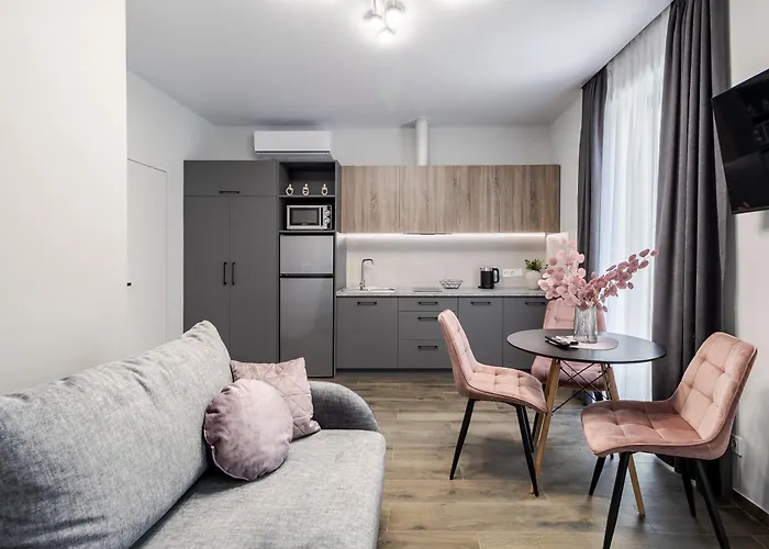 Apartamento Demar Lilac Leópolis