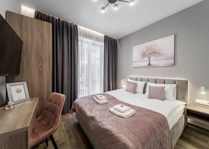 Demar Lilac Leópolis