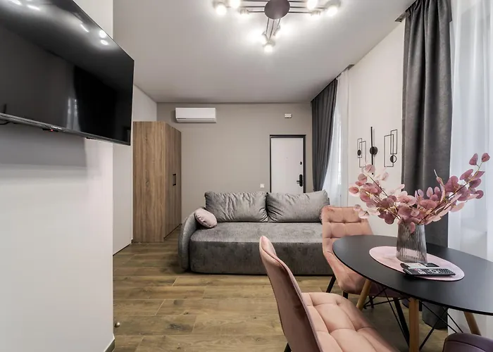 Demar Lilac Apartamento Leópolis